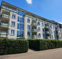 Gepflegte 2-Zimmer-Wohnung mit Balkon, Einbauküche und Tiefgaragenstellplatz in Freiburg-Wiehre Gepflegte 2-Zimmer-Wohnung mit Balkon, Einbauküche und Tiefgaragenstellplatz in Freiburg-Wiehre