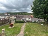 Blick vom Garten zum Haus - 