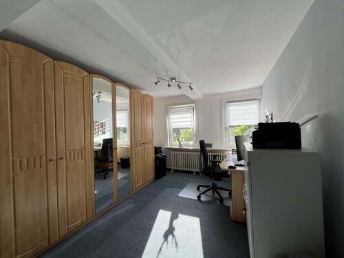 Separates Allzweckzimmer im Obergeschoss - 