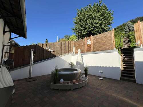 Hinterhof mit Whirlpool - 