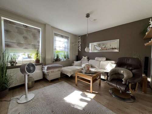 Wohnzimmer im Erdgeschoss - 