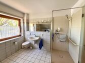 Bad mit Dusche ... - 