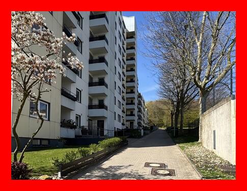 Außenansicht - 3-Zimmer ETW mit Loggia und Garage