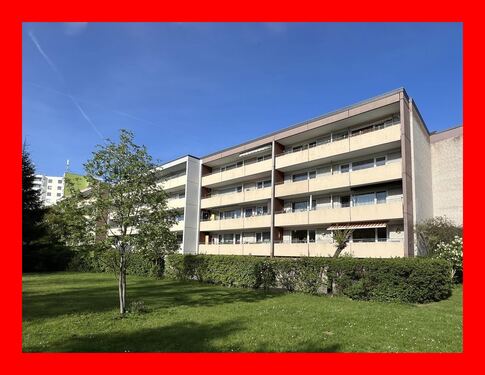 Außenansicht - Wohnen mit Blick in eine grüne Oase