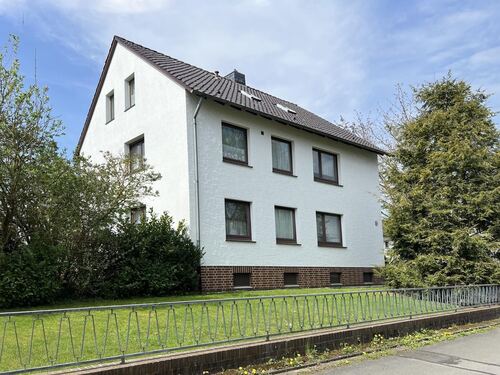 Straßenansicht - 6 Zimmer Zweifamilienhaus zum Kaufen in Bockenem