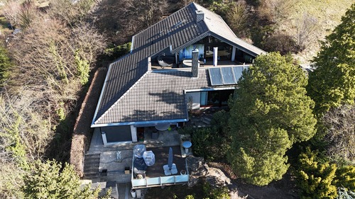 Haus und Grundstück - 7 Zimmer Villa in Alfeld