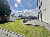 ...eigenem Gartenanteil. - 6 Zimmer Etagenwohnung in Sarstedt