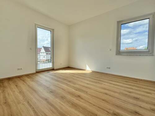 Helles Schlafzimmer (OG) - 