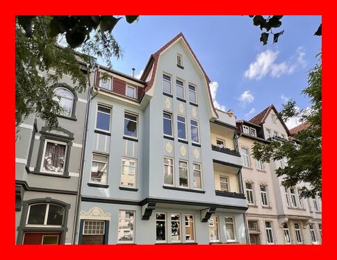 Außenansicht - Großzügige 5-Zimmer-Altbauwohnung