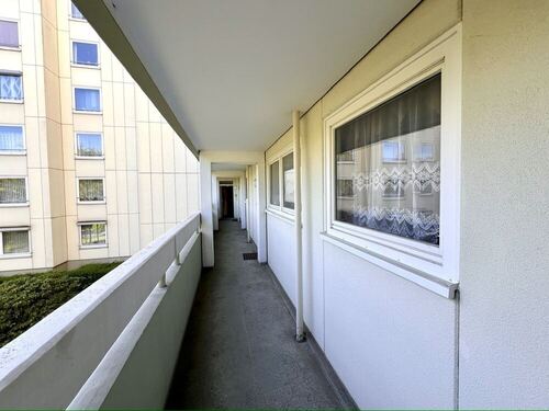 Laubengang zur Wohnung - 