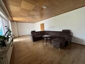 Wohnzimmer im Erdgeschoss - 