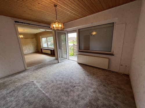 Esszimmer mit Zugang zur Terrasse - 