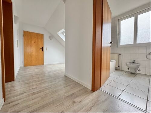 ... Zugang zu allen Räumen. - 