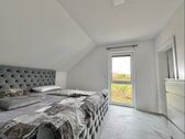 Gemütliches Schlafzimmer (DG) - 