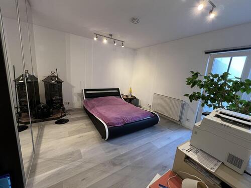 Schlafzimmer (Einliegerwohnung OG) - 