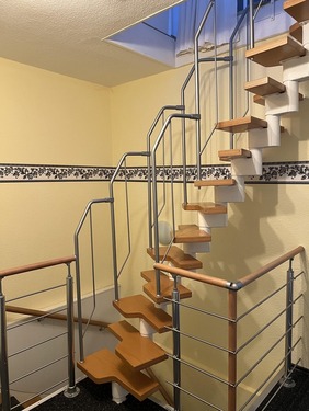 Treppe ins Dachgeschoss - 