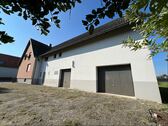 Hof und Garagen - Einfamilienhaus mit 168,96 m² in Hohenhameln zum Kaufen