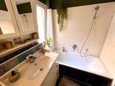 Bad mit Wanne ... - 