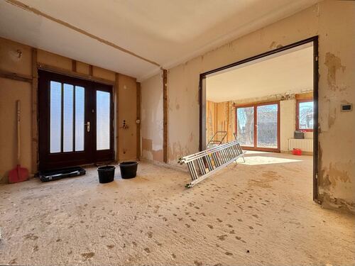 Eingangsbereich (KG) - 7 Zimmer Einfamilienhaus in Holle