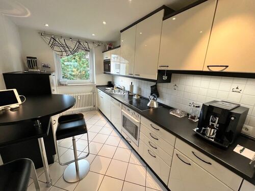 Moderner Küchenbereich - 