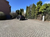 KFZ-Stellplatz - 