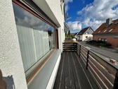 Balkon am Wohnzimmer in Süd-Ausrichtung - 