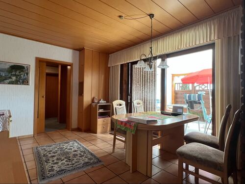 Essdiele mit Zugang .... - 