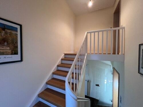 Geschosstreppe neu belegt - 