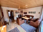Wohn-/Esszimmer - 