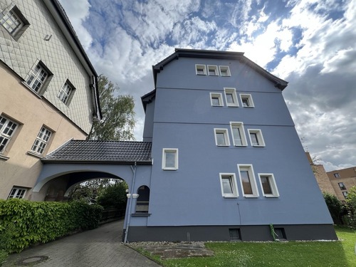 Giebelseite des Hauses - 