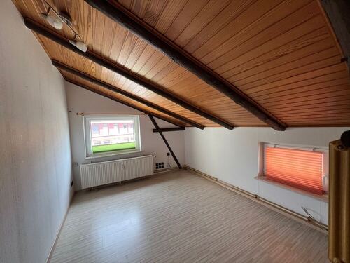 Wohn-/Schlafraum Nebengebäude - 