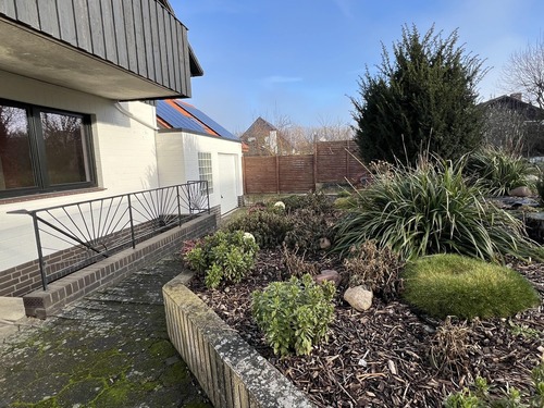 Kellerausgang/ Zugang Garage - 