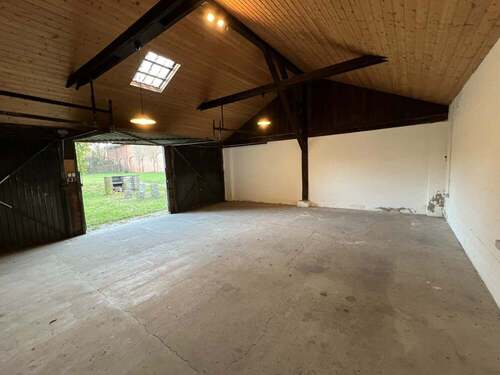 Innenansicht ehem. Stallgebäude - 