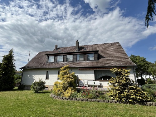 Rückseite des Hauses - 6 Zimmer Einfamilienhaus in Nordstemmen