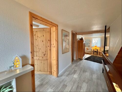 Flur mit Zugang... - 