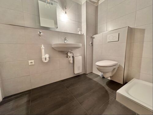 Badezimmer ... - 