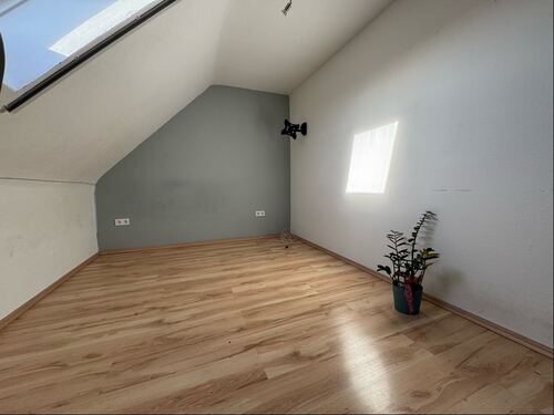 Helles Bürozimmer ... - 