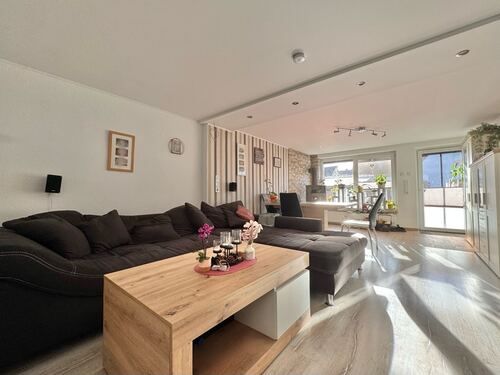 ... mit Essbereich und Zugang... - Reihenmittelhaus mit 80,00 m² in Harsum zum Kaufen