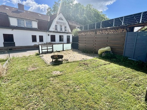 …mit gemüntlicher Grillecke - 