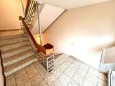 Treppenhaus Eingangsbereich ... - 