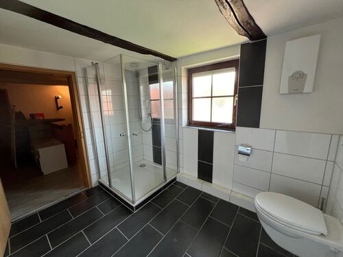 mit bodentiefer Dusche - 