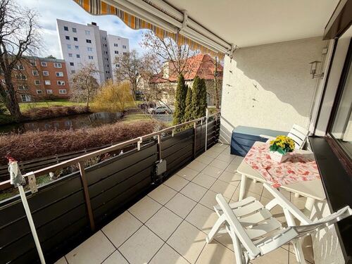 ... mit Süd-West-Balkon ... - 