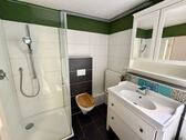 Bad mit Dusche ... - 