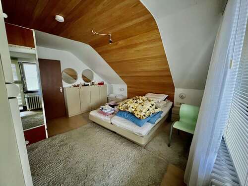 Schlafzimmer (OG) - 