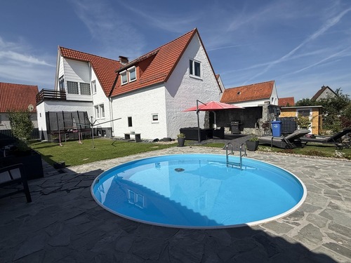 Garten mit Pool - 
