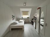 Wohn-/Schlafzimmer - 