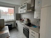 Küche mit Einbauküche - 