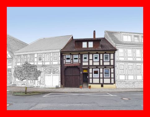 Außenansicht - Historisches Reihenhaus mit PV-Anlage!!!