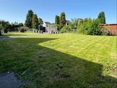 großer Garten mit ... - 