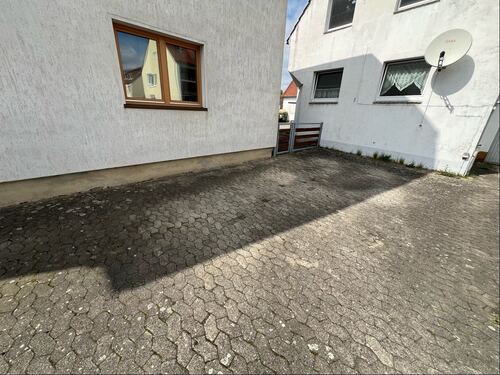 PKW-Stellplatz - 